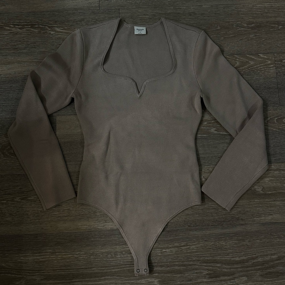 Abercrombie and Fitch Tan Sweetheart Bodysuit
